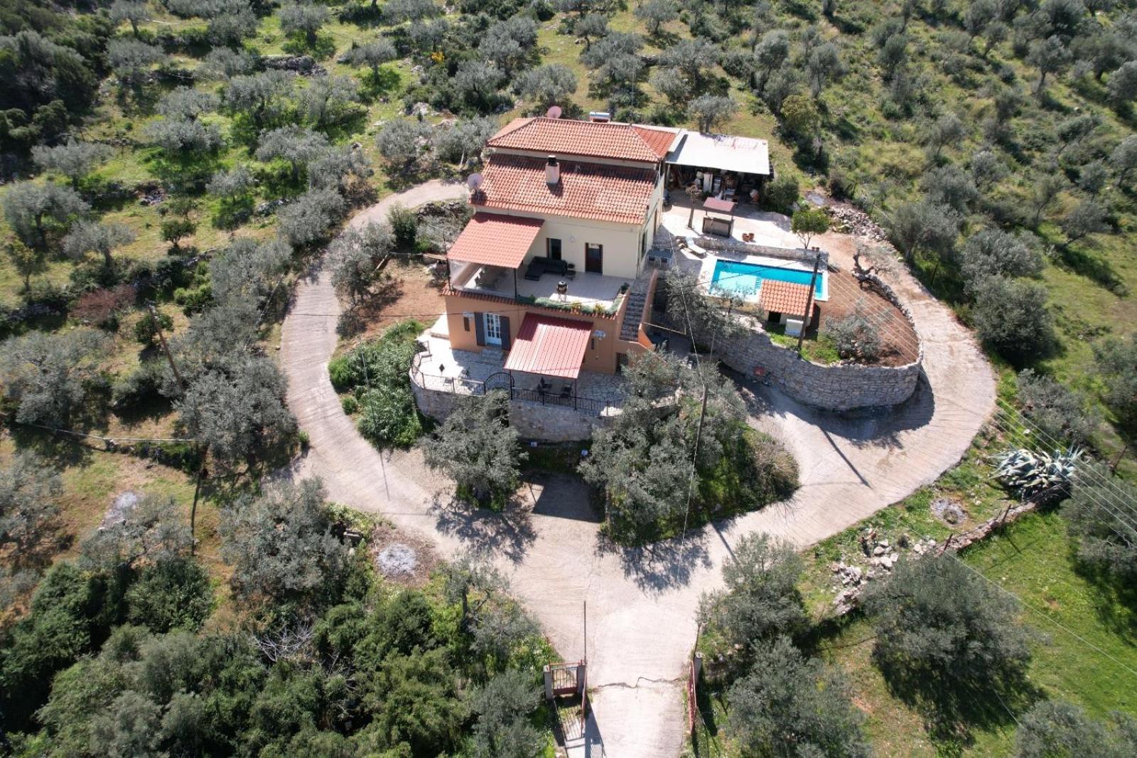 Orange Apartments Epano Epidhavros Bagian luar foto