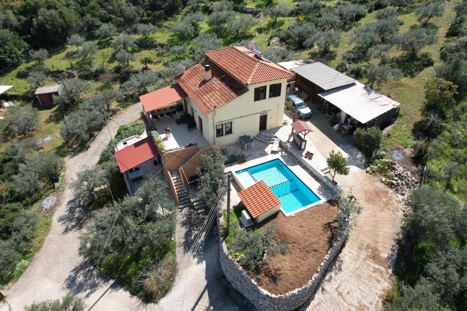 Orange Apartments Epano Epidhavros Bagian luar foto